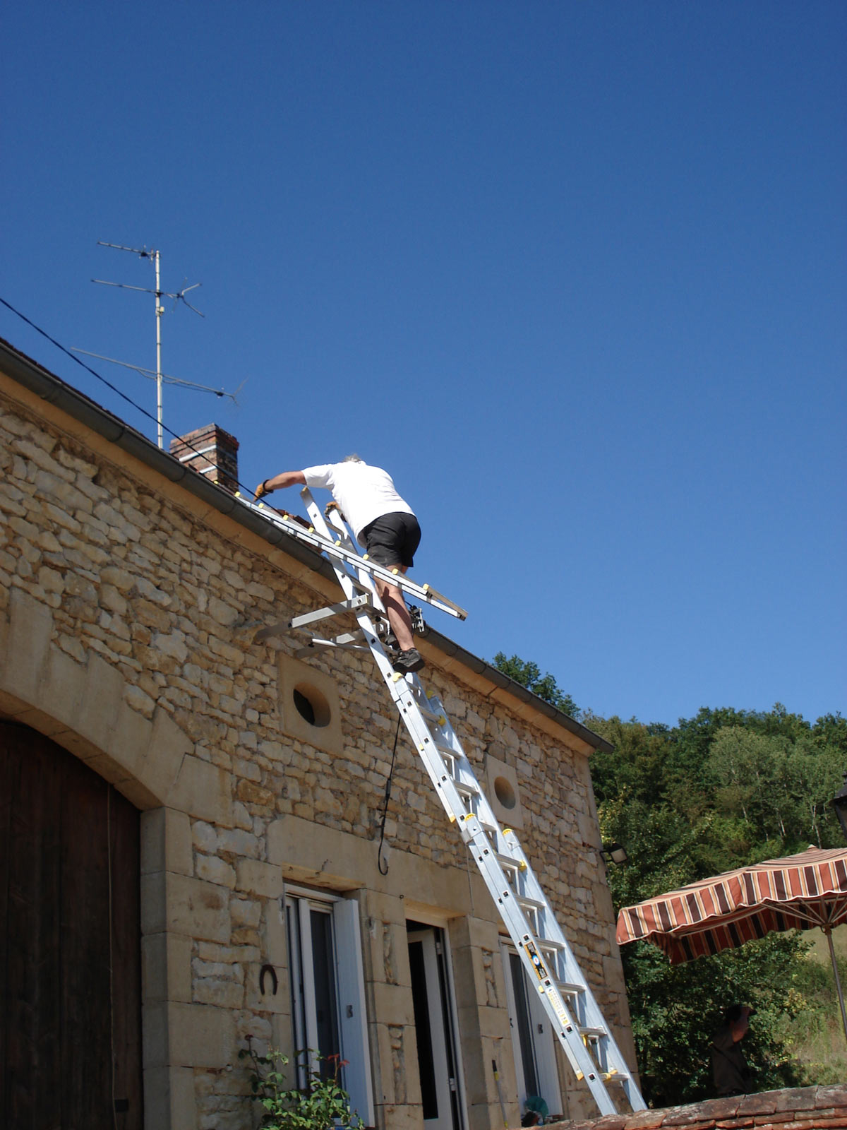 photo 7, roof ladder, roof ladders, aluminium roof ladder, roof ladders  extensible